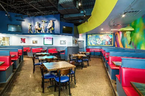 mellow mushroom dining room