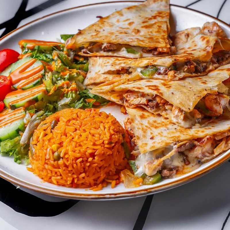Plaza Tapatia Mexican Restaurant Bar and Grill